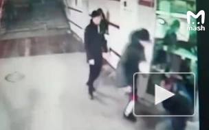 Мигранты жестоко избили мужчину в московском метро