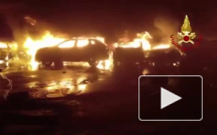 Видео из Италии: В Савоне пожар уничтожил полторы сотни Maserati