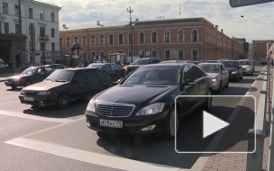 Со среды из-за ремонта ограничат движение по семи улицам Петербурга