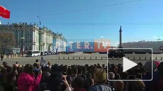 Появилось видео с парада Победы в Петербурге 