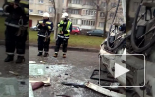 Видео: на Ириновском семь человек пострадали в ДТП с маршруткой и грузовиком