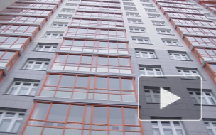 Бездомный погиб при падении с девятого этажа на улице Бурения