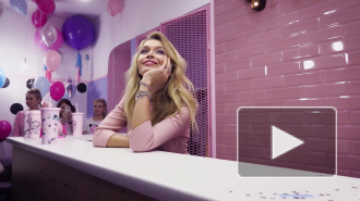  Вера Брежнева пожелала мужчинам на 23 февраля себя в сердце