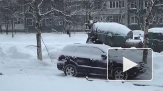 Чиновники Петербурга тают вместе с первым снегопадом