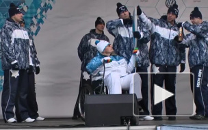 Эстафета Паралимпийского огня во Владивостоке предваряет шоу Авербуха