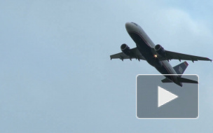 Самолет с эвакуированными из Китая гражданами приземлился в Киеве