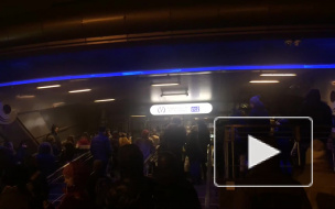 Вход на "Горьковскую" ограничат из-за ремонта эскалатора