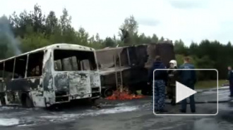 По ДТП в Свердловской области, в котором погибло семеро, возбуждено уголовное дело