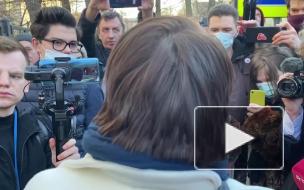 Задержанную за нарушения на митингах Юлию Галямину лишили депутатского мандата