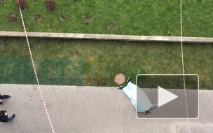 На проспекте Героев из окна 19-го этажа выпала девушка 