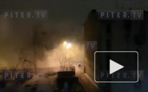 В результате прорыва трубы на 7-й линии В.О. пострадал мужчина