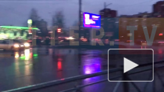 У станции метро "Проспект Большевиков" произошло ДТП