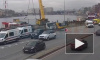 Видео: из Невы достали затонувший утром большегруз 