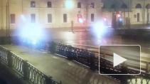 На набережной Обводного канала в ночь на Новый год столкнулись две машины