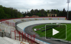 В Италии хулиганы вскопали футбольное поле, сорвав матч между "Варезе" и "Авеллино"