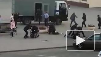 В Белоруссии возбудили 17 уголовных дел по фактам нападения на сотрудников милиции