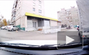 Автоледи не поставила на ручник.