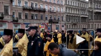 Молодежный Крестный ход перекроет движение транспорта в Петербурге