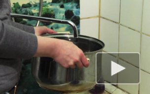 Измученные отсутствием горячей воды петербуржцы вынужденно окунулись в средние века  