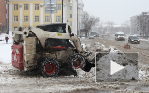 Иркутский аэропорт закрыт из-за снегопада