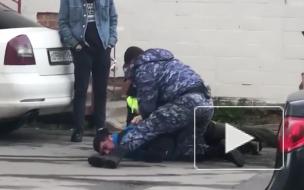 Жесткое задержание на улице Тамбасова попало на видео