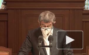 Премьер Чехии призвал "успокоить разогретые эмоциями" отношения c РФ