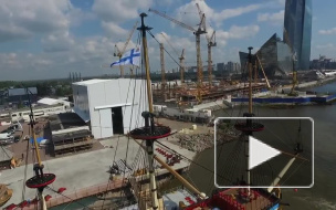 Копия петровского парусника "Полтава" примет участие в параде на День ВМФ в Кронштадте