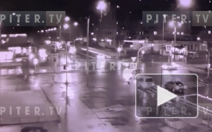 Появилось видео, как машина Росгвардии почти встала на дыбы в Красносельском районе