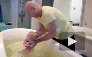 Сергей Дружко показал, как купает маленького сынишку 