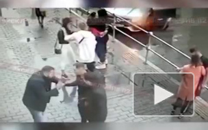 Появилось видео драки Мамаева и Кокорина с водителем "Первого канала" 