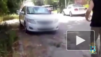 Супруги подожгли автомобиль российского полицейского с символом Z