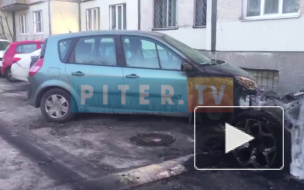 Очевидцы: на Стасовой подожгли автомобиль (видео)