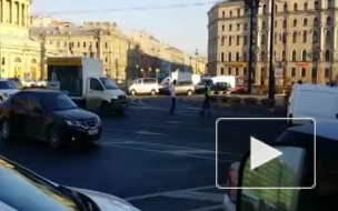 Возбуждено уголовное дело по факту нападения на полицейских на площади Восстания 