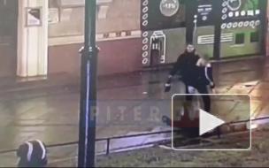 Мужчине сломали череп в ходе конфликта на Васильевском острове