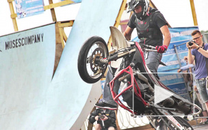 Экстремалы у "Петровского" искали проблемы для своей "пятой точки"