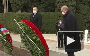 Алиев и Эрдоган посетили Аллею почетного захоронения в Баку