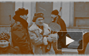 Петербуржцев угостили полевой кашей на акции "Ленинградская Победа"