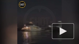 Во Владивостоке яхта снесла несколько лодок