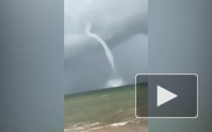 Убегающие от смерчей туристы в Краснодарском крае попали на видео