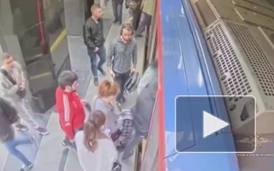 Полиция в метро Москвы менее чем за час задержала подозреваемого в краже