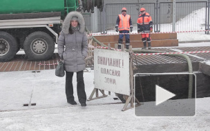 Петербуржцам показали, как правильно растапливать снег