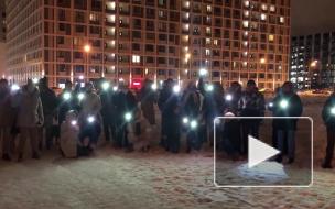 В Петербурге прошел флешмоб "Любовь сильнее страха"