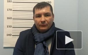 Полицейские задержали подозреваемого в обмане служителя церкви Петербурга на 42 тыс. рублей