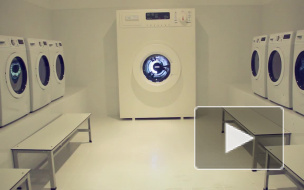 Петербуржцев "затолкали" в стиральную машину