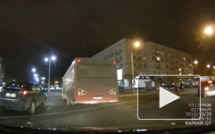 Гонщег возле Оперного театра Екатеринбург.