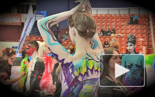 В петербургском СКК девушки обнажились только ради искусства