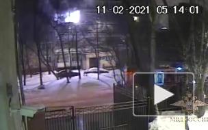Московский полицейский спас девушку, спрыгнув с ней с балкона горящей квартиры