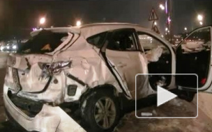 Смертельная авария на Кутузовском 19.01. попала на видео: три иномарки врезались в автобус