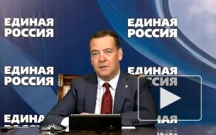 Медведев считает, что в России "очень скромное" представительство женщин во власти