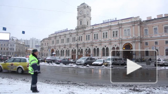 Снегопад в Петербурге: город стоит в пробках из-за массовых аварий